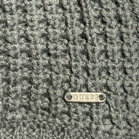 Guess • Medium • Green Long Sleeve Choker Knit Top - Picture 10 of 10